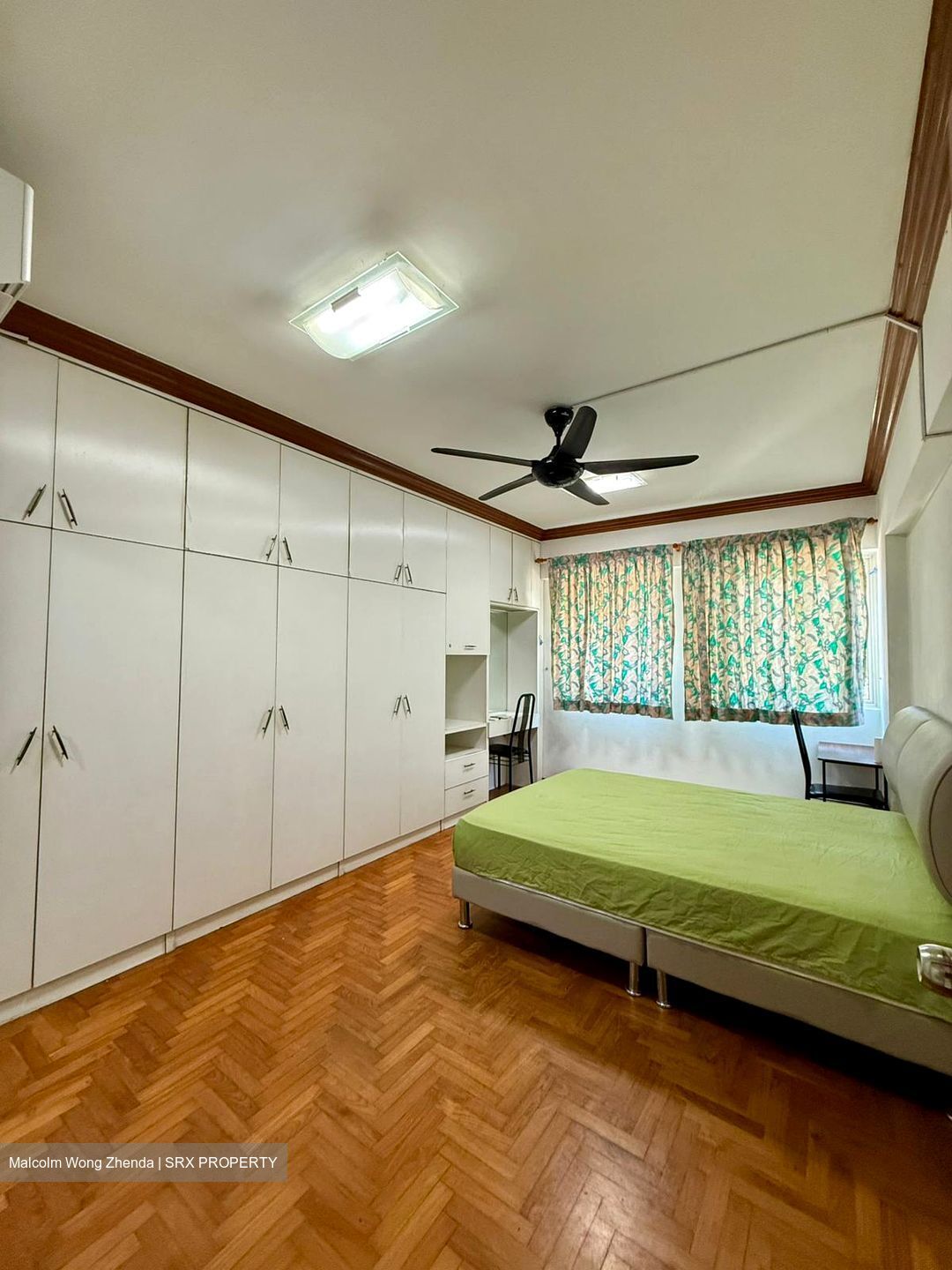 Melville Park (D18), Condominium #606293351